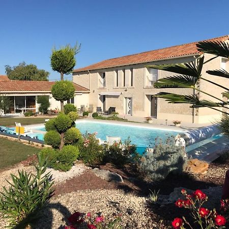 Neuville-du-Poitou A La Gloriette B&B 외부 사진
