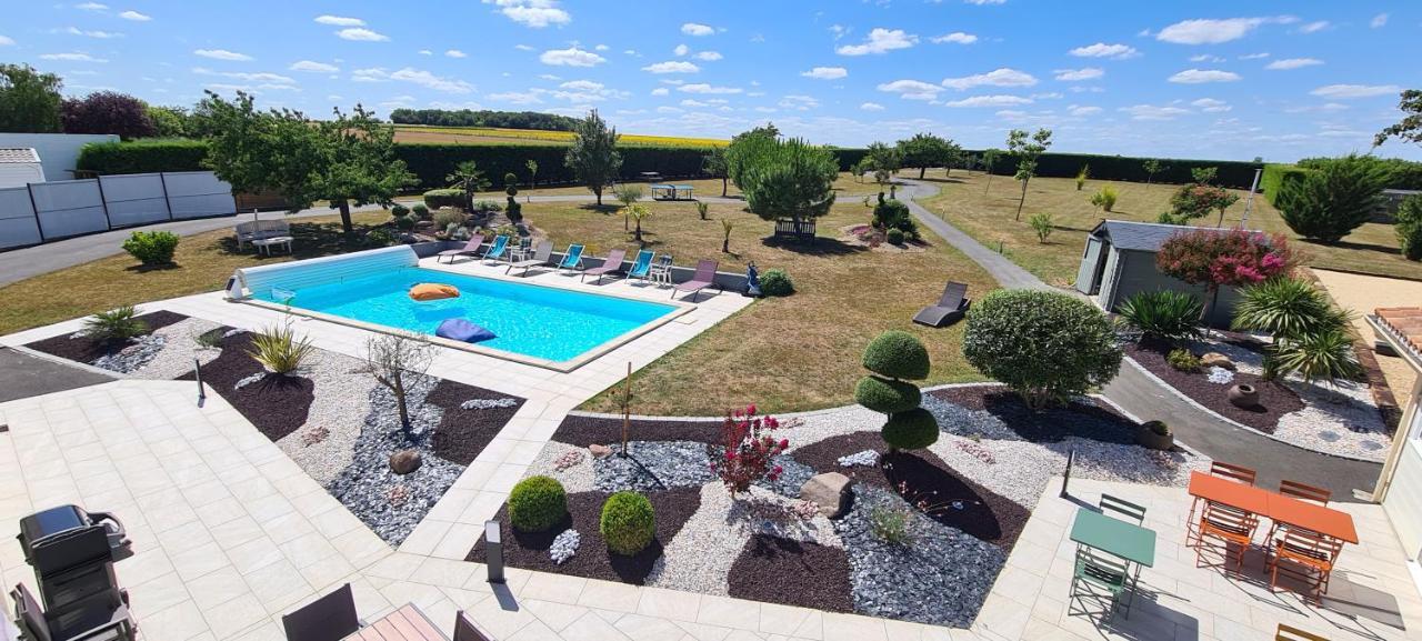 Neuville-du-Poitou A La Gloriette B&B 외부 사진