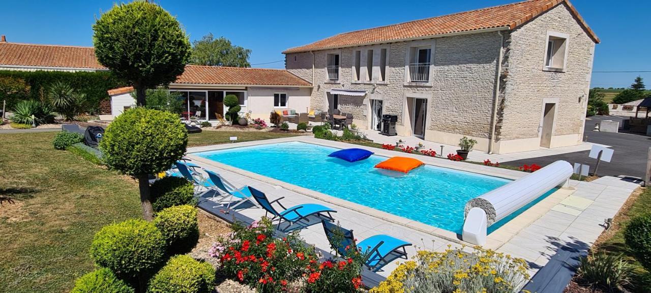 Neuville-du-Poitou A La Gloriette B&B 외부 사진