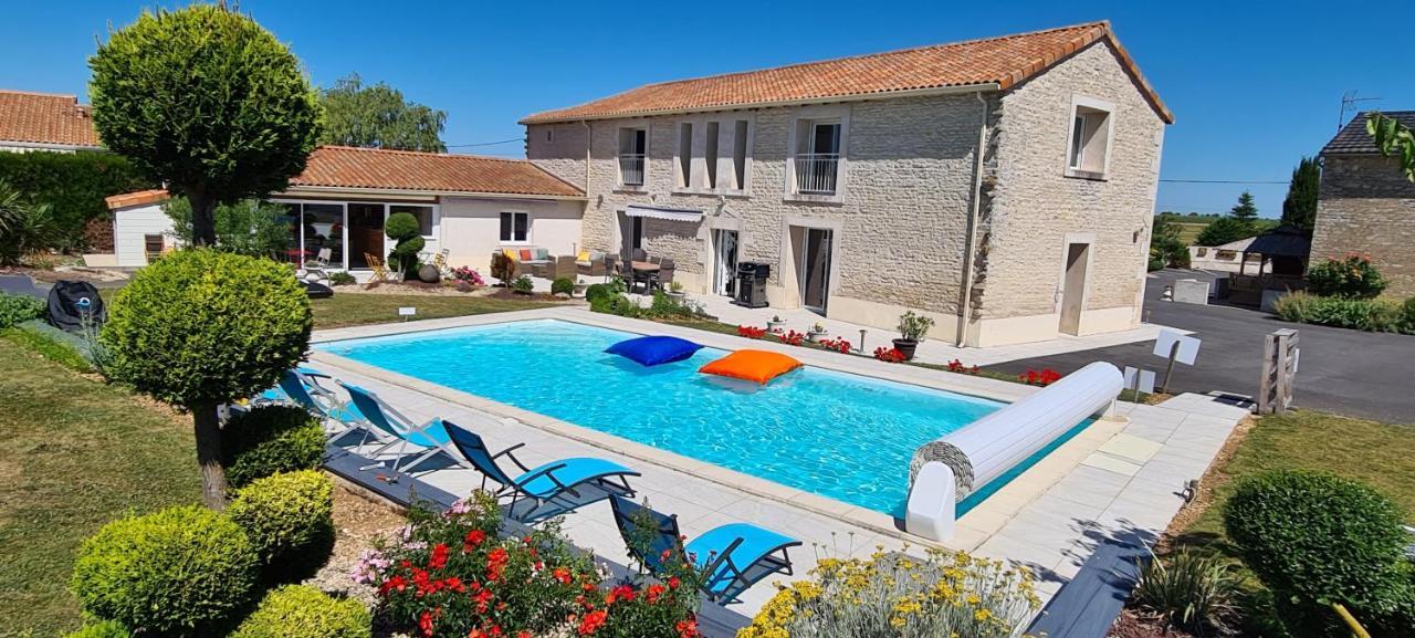 Neuville-du-Poitou A La Gloriette B&B 외부 사진